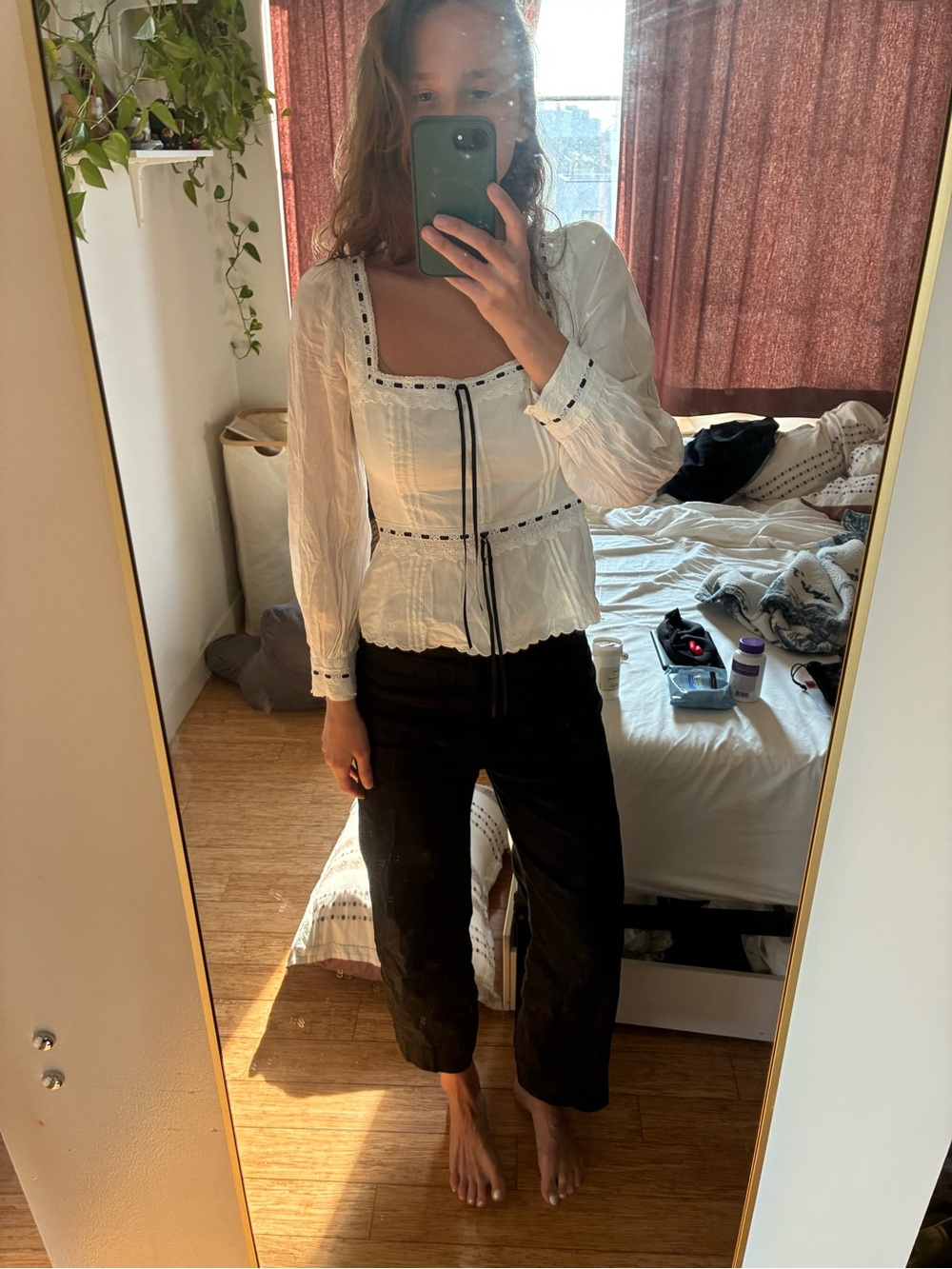 Reformation Haisley Blouse - Picture 4 of 4